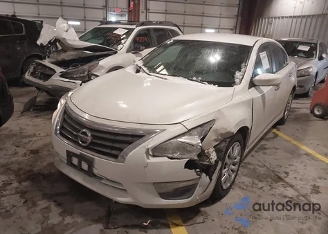 2013 Nissan Altima 2.5 S из США, поврежденный, VIN 1N4AL3AP6DC212758